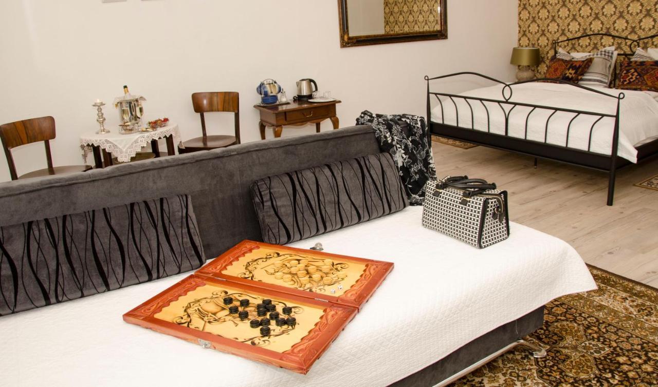 Trubarjev Art Boutique Hotel Lasko ภายนอก รูปภาพ