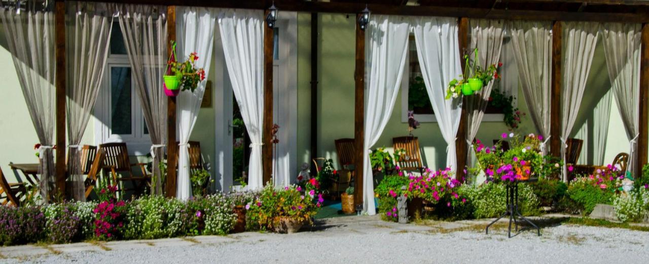 Trubarjev Art Boutique Hotel Lasko ภายนอก รูปภาพ