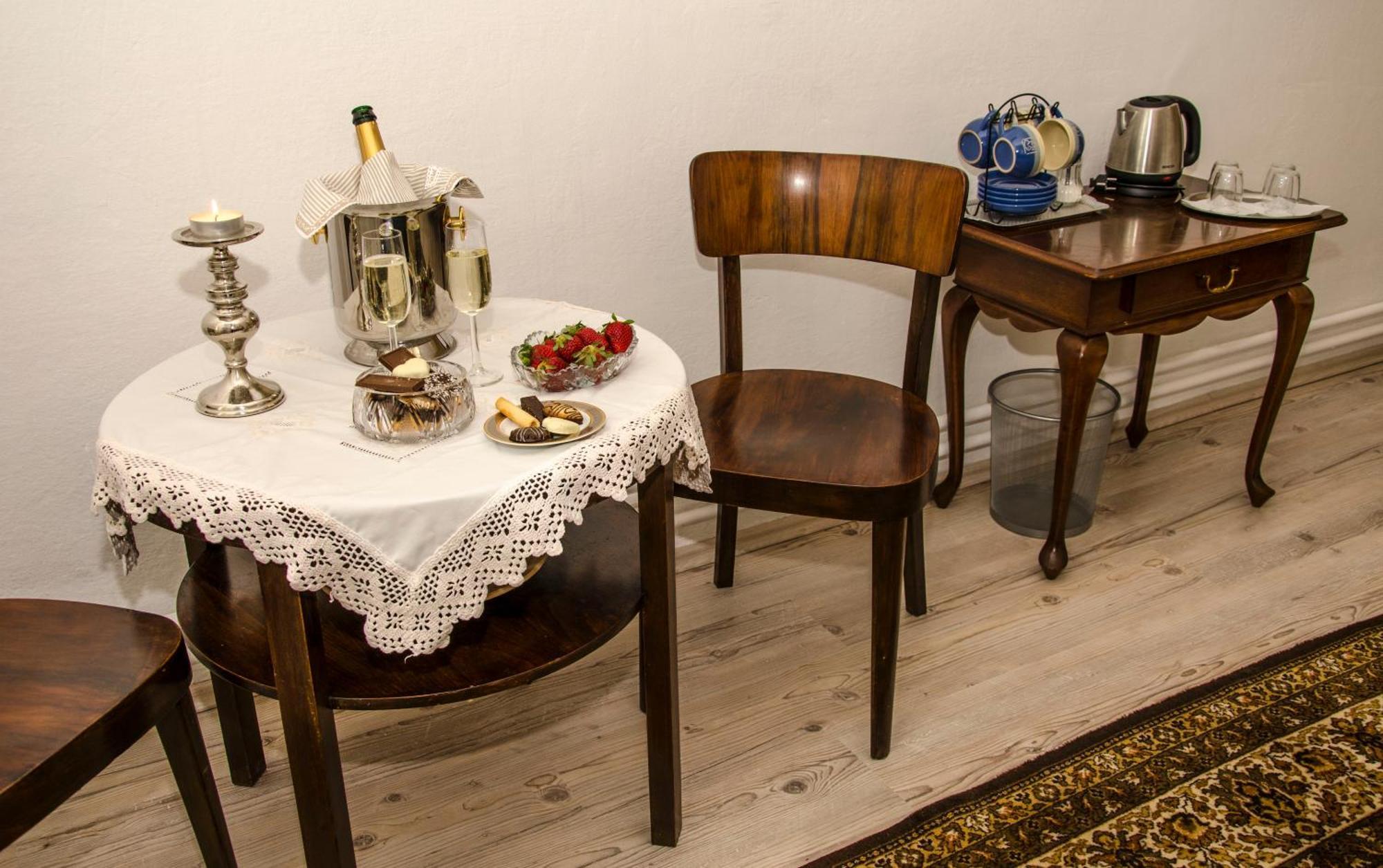 Trubarjev Art Boutique Hotel Lasko ห้อง รูปภาพ