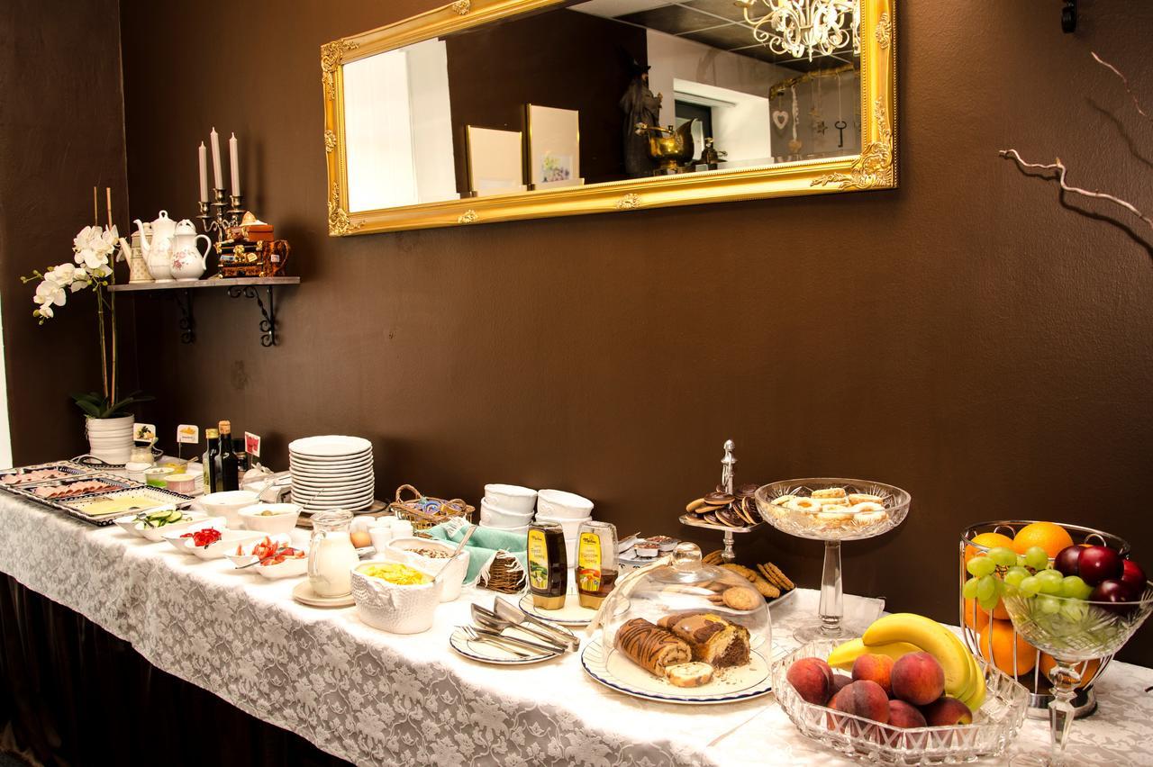 Trubarjev Art Boutique Hotel Lasko ภายนอก รูปภาพ