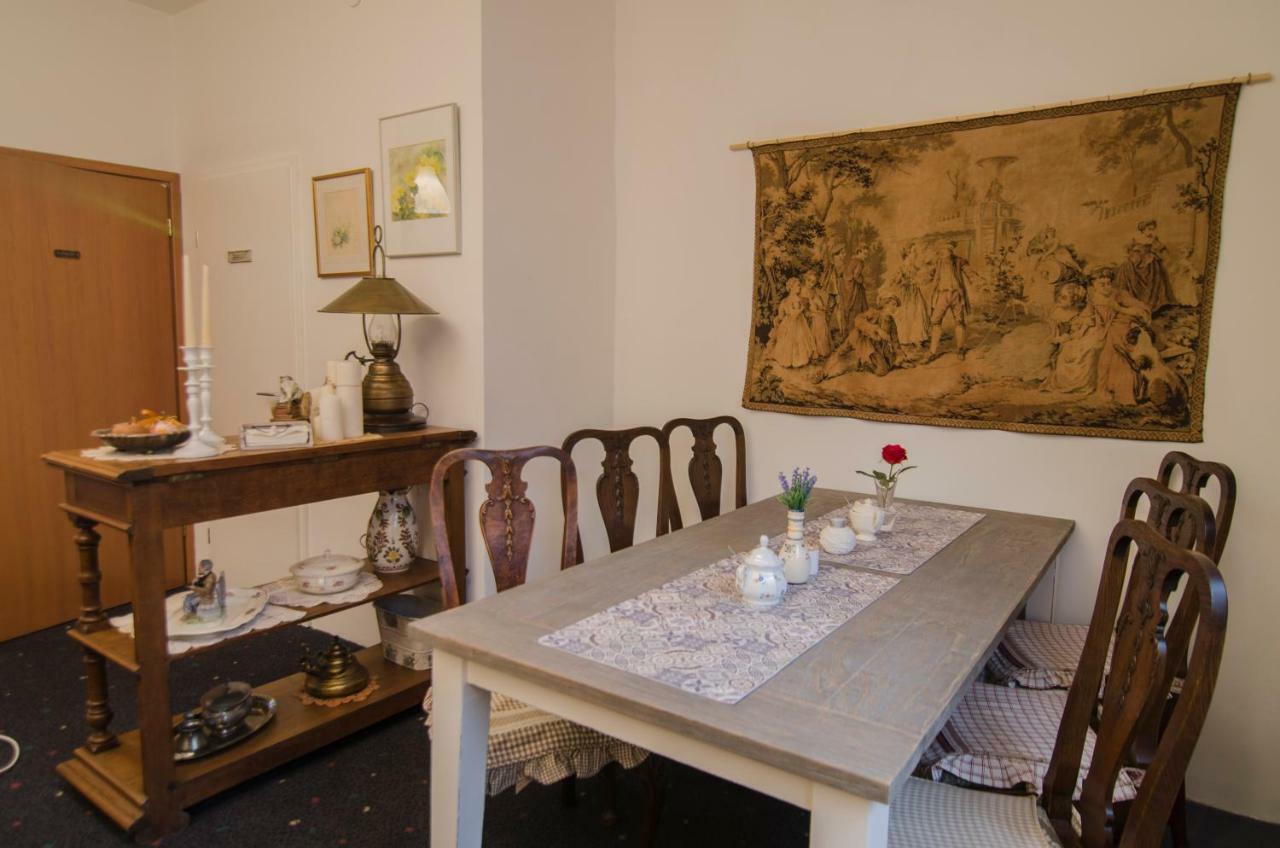 Trubarjev Art Boutique Hotel Lasko ภายนอก รูปภาพ