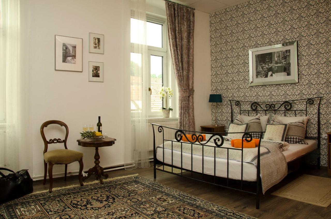 Trubarjev Art Boutique Hotel Lasko ภายนอก รูปภาพ